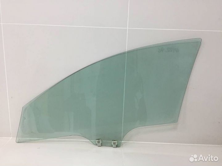 Стекло двери передней правой Mazda Mazda 3 BL 2009