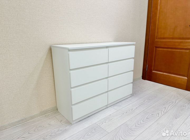 Комод с 8 ящиками IKEA белый