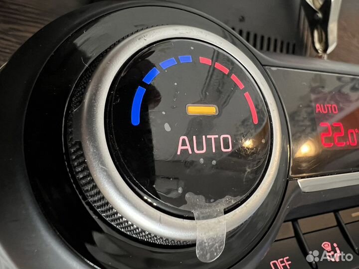 Климат контроль на Kia Rio 4 2017-2023