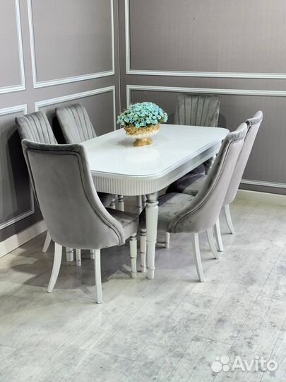 Стол кухонный раздвижной и Стулья