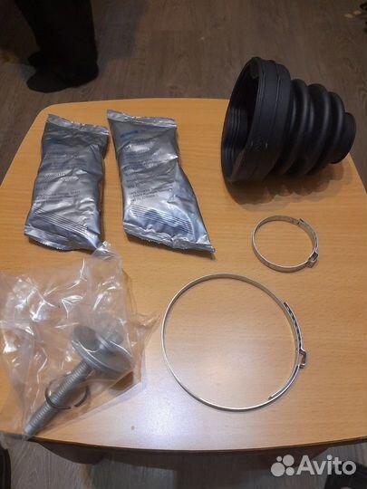 Подвеска пыльник шруза Ford Mondeo 4