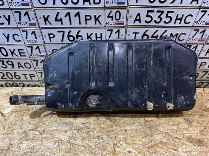 Топливный бак Ваз 21213 3D 1995