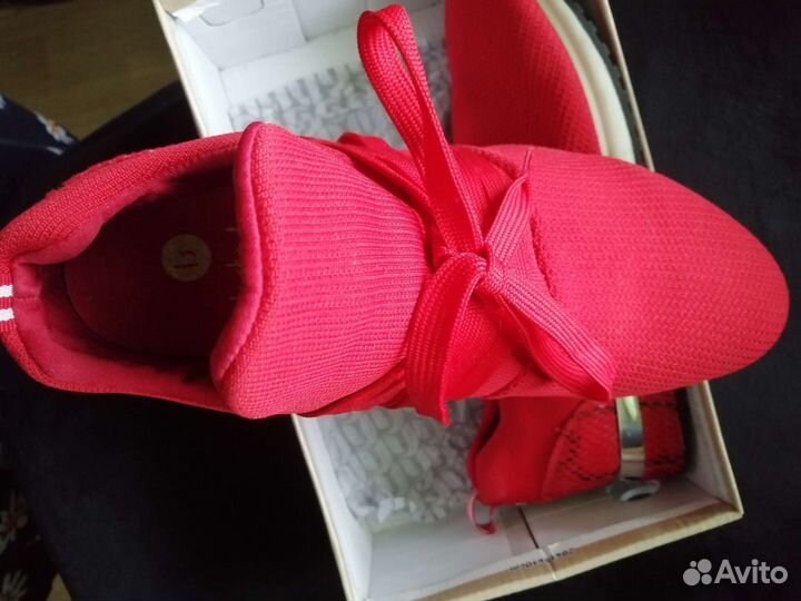 Кроссовки, размер 40