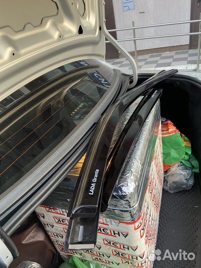 Ветровики LADA гранта