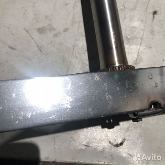 Нижняя траверса для Suzuki VZ1600 Marauder