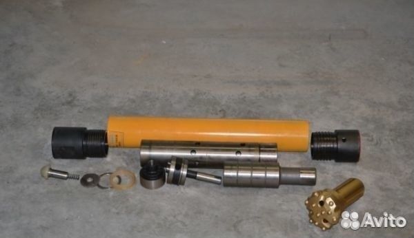 Пневмоударник