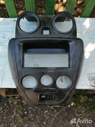 Приборная панель LADA granta