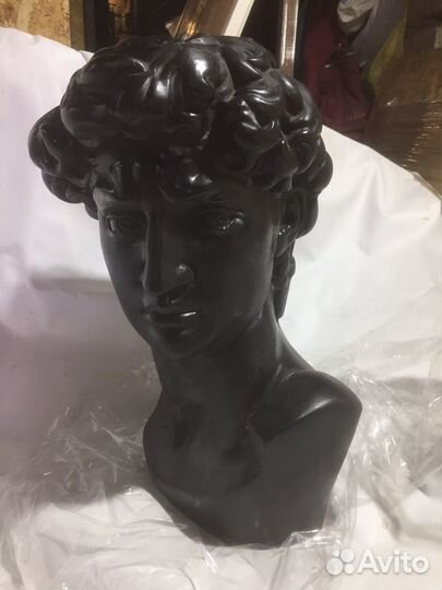 Гипсовая голова