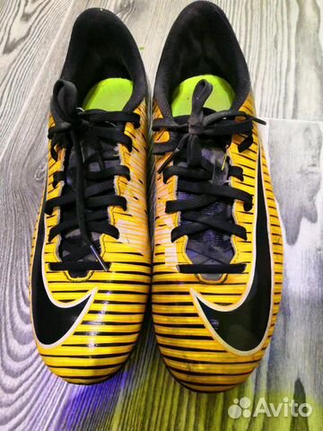 Кроссовки (бутсы) Nike