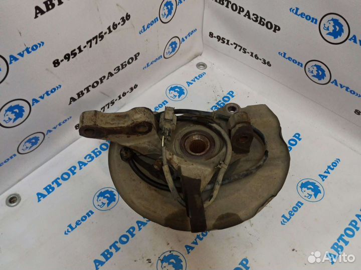 Поворотный кулак левый Mitsubishi lancer 9