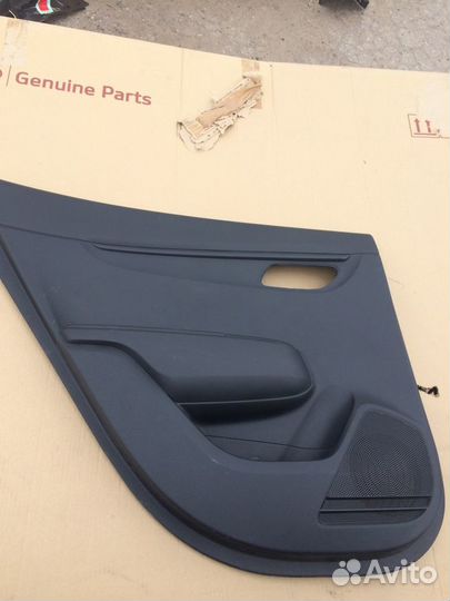 Обшивка двери задняя левая kia rio 4
