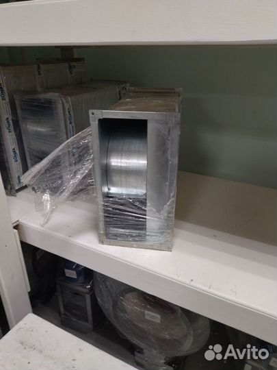 Канальный вентилятор прямоугольный (сеть 220 /380)