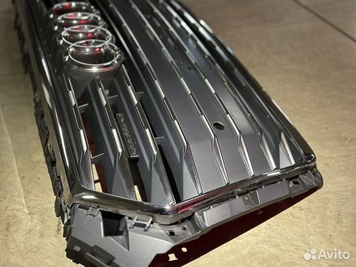 Решетка audi a4 b9