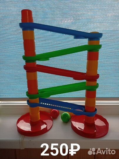 Развивающие игрушки