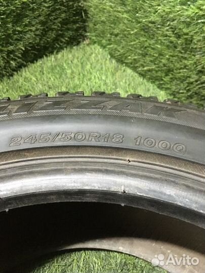 Bridgestone Blizzak RFT 245/50 R18 100Q