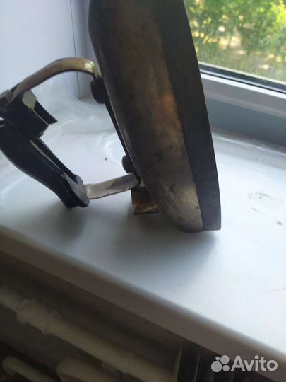 Старый утюг чугунный СССР