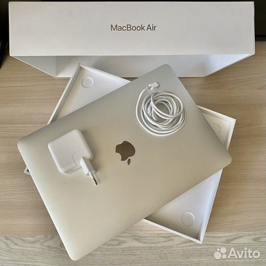 Ноутбук Apple MacBook Air 13 2020 m1 16gb 512