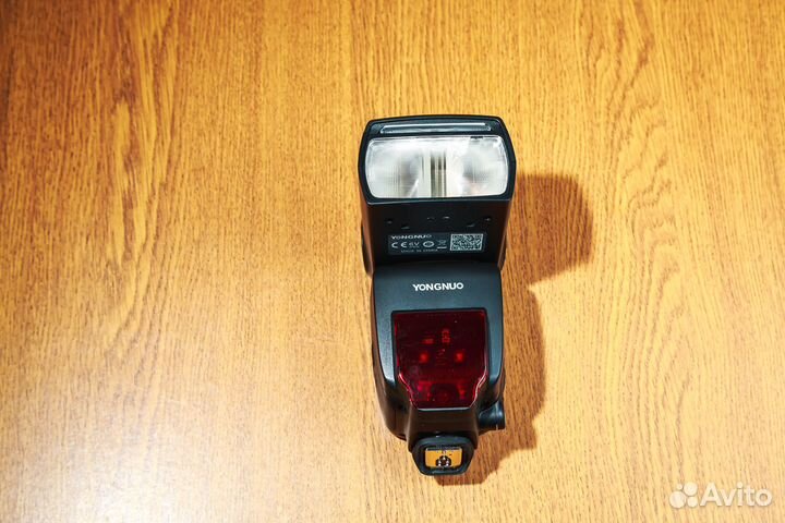 Фотовспышка Yongnuo Speedlite YN685 II для Canon