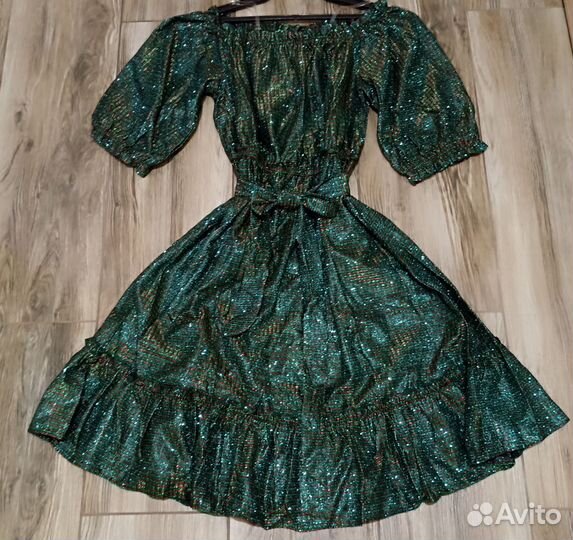 Вечерние платья