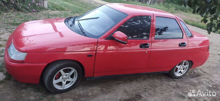 ВАЗ 2110 1.5 МТ, 1998, битый, 200 000 км