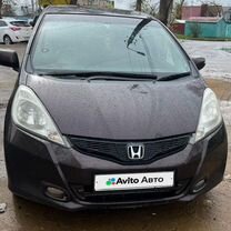 Honda Fit 1.3 CVT, 2013, 79 000 км, с пробегом, цена 1 250 000 руб.