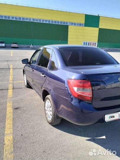 LADA Granta 1.6 МТ, 2015, 97 700 км