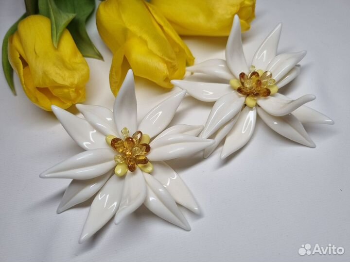 Серьги крупный цветок