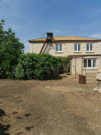 Дом 225 м² на участке 14 сот.