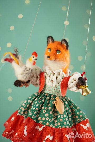 Большая мягкая игрушка лиса из русской сказки