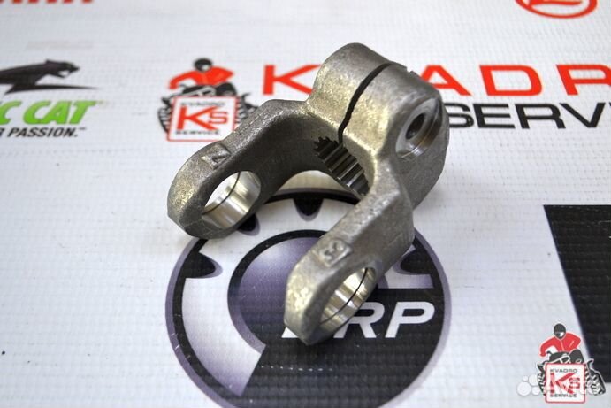 Вилка переднего кардана BRP Can-Am 715900400