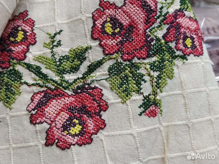 Скатерть круглая лен вышивка крестом и шторы