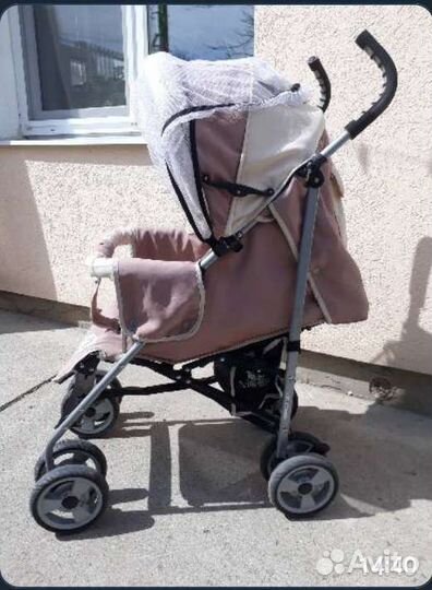 Прогулочная коляска