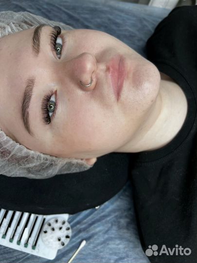 Наращивание ресниц модель