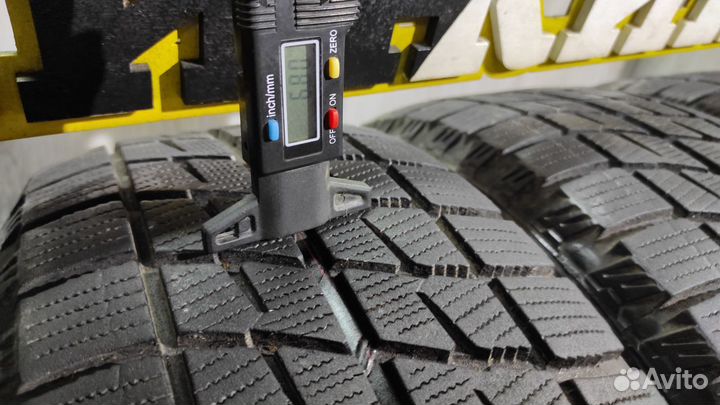 Bridgestone Ice Partner 215/60 R16