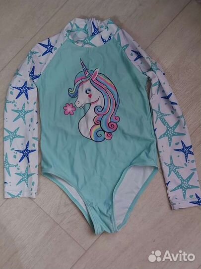 Продам купальники для девочки (3 шт)