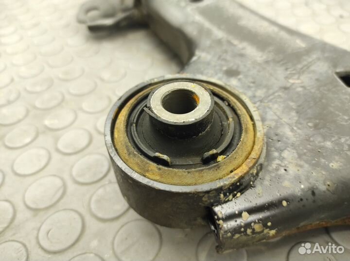 Рычаг передний левый Volvo Xc70 BZ B6324S 3.2 2009