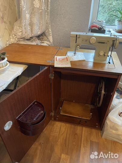 Швейная машинка Подольск 132