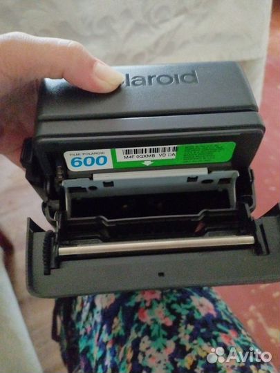 Фотоаппарат моментальный polaroid