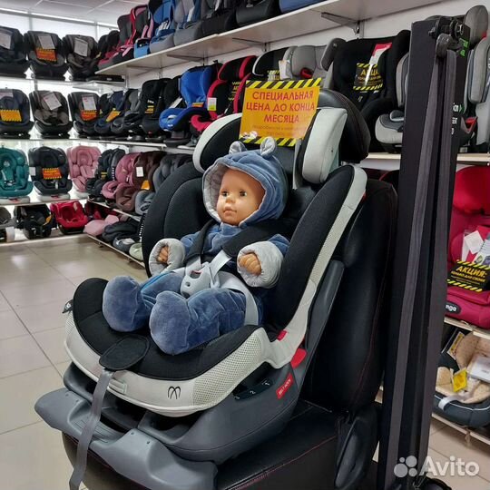 Автокресло Carmate Swing moon9-25кг