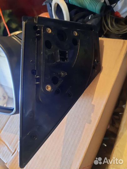 Боковое зеркало на kia rio ll правое