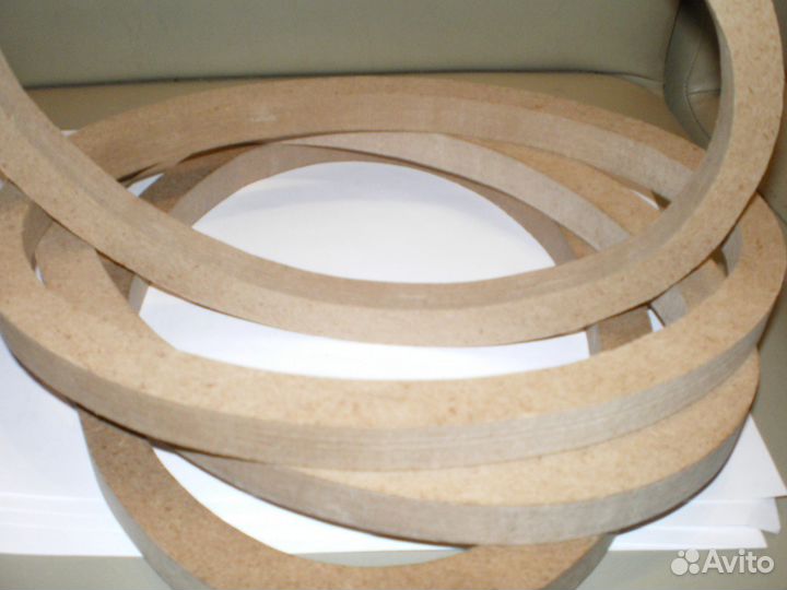 Проставки под динамики, подиумы