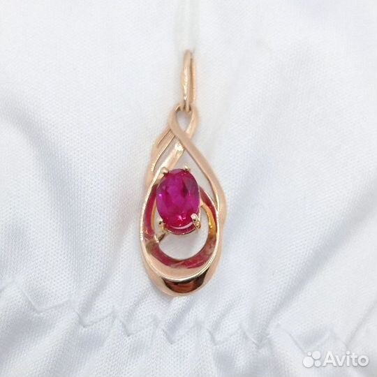 Подвеска с синтетическим камнем Золото