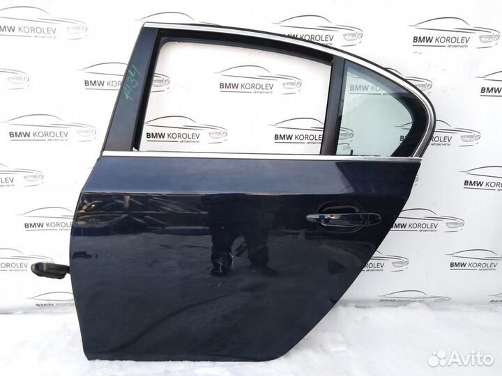 Дверь задняя левая темно синяя E60 BMW