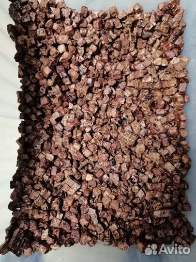 Субпродукты. Сушеное лакомство для животных