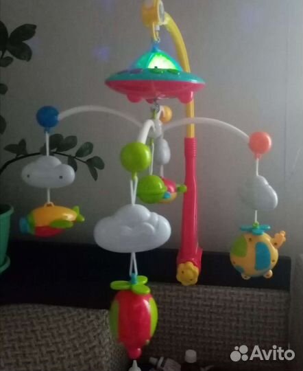 Мобиль на кроватку с проектором