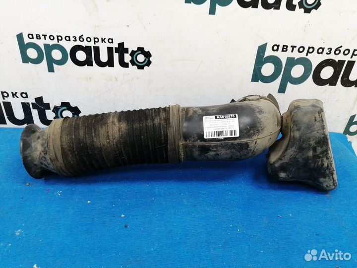 Патрубок воздушного фильтра 17709-51010