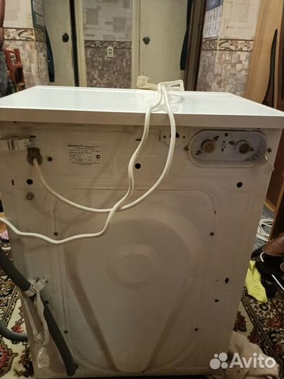 Продам стиральную машину на запчасти