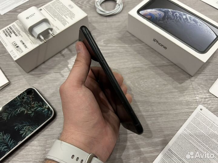 iPhone Xr, 64 ГБ