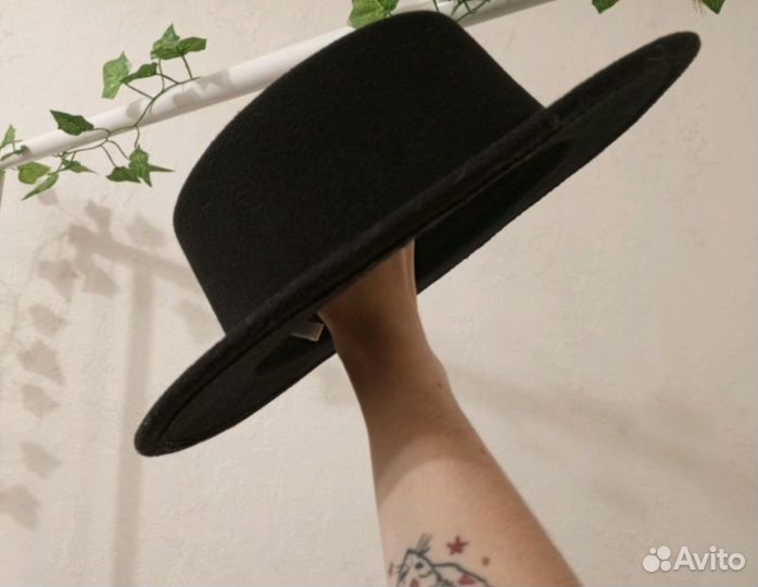 Шляпа фетровая черная