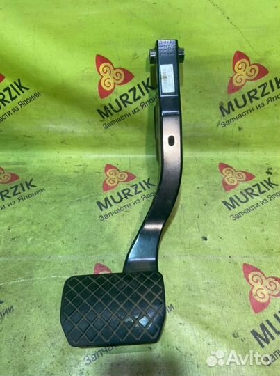 Педаль тормоза Audi A6 C6 BDW 2.4 2004